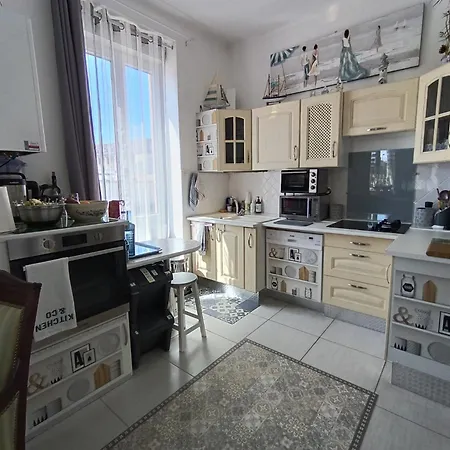 Sweet Home Apartment